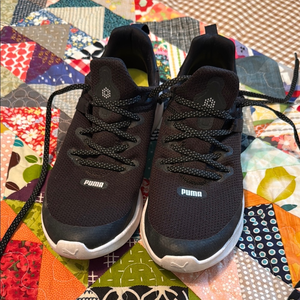 Puma women’s spineless golf shoes